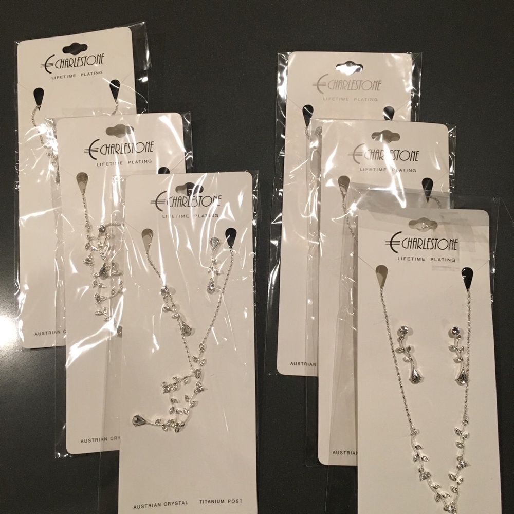 6 sets of brand new bridesmaid’s jewelry